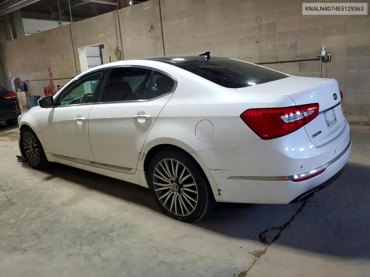 2014 Kia Cadenza Premium VIN: KNALN4D74E5129363 Lot: 58869106