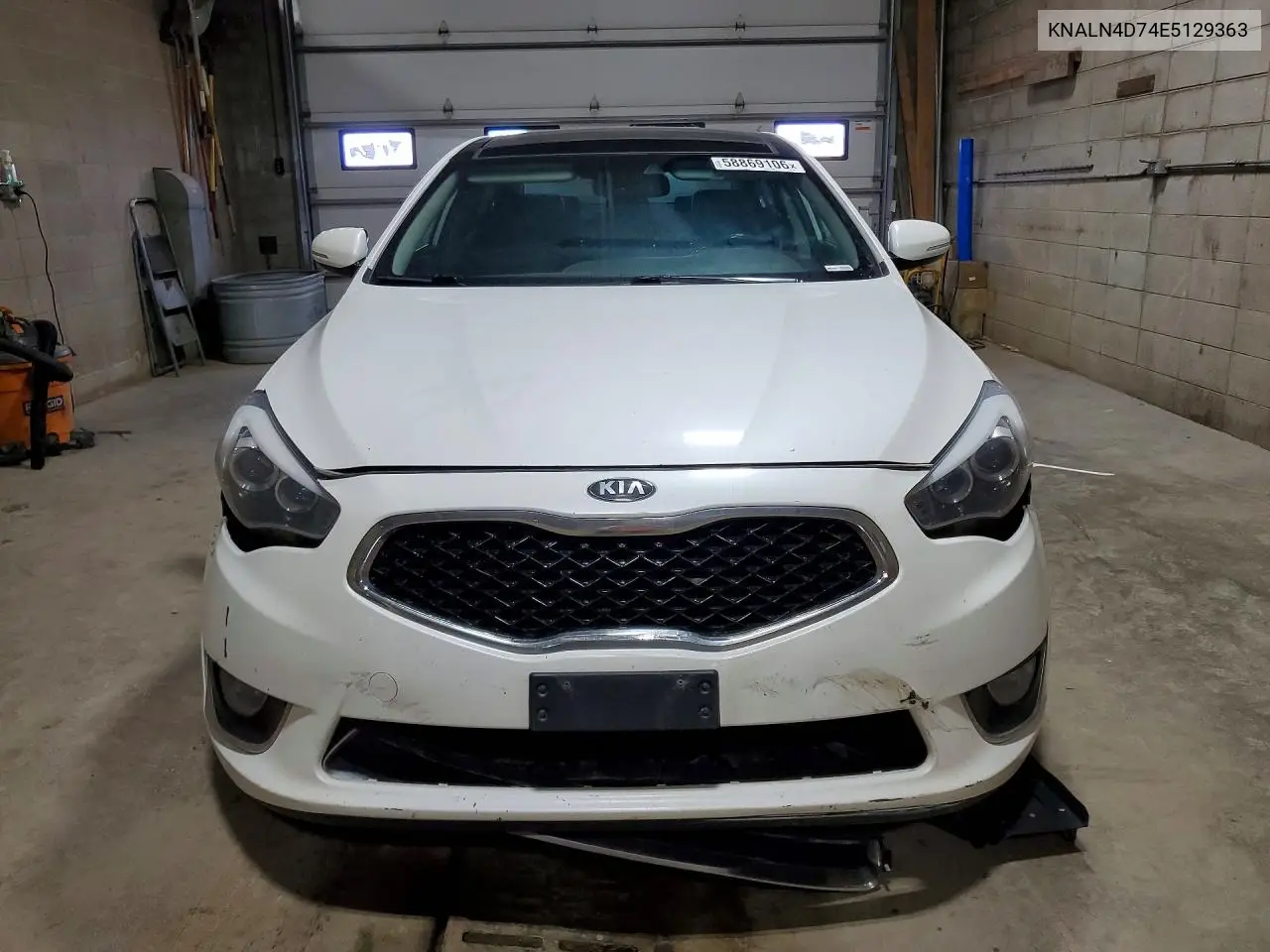 2014 Kia Cadenza Premium VIN: KNALN4D74E5129363 Lot: 58869106