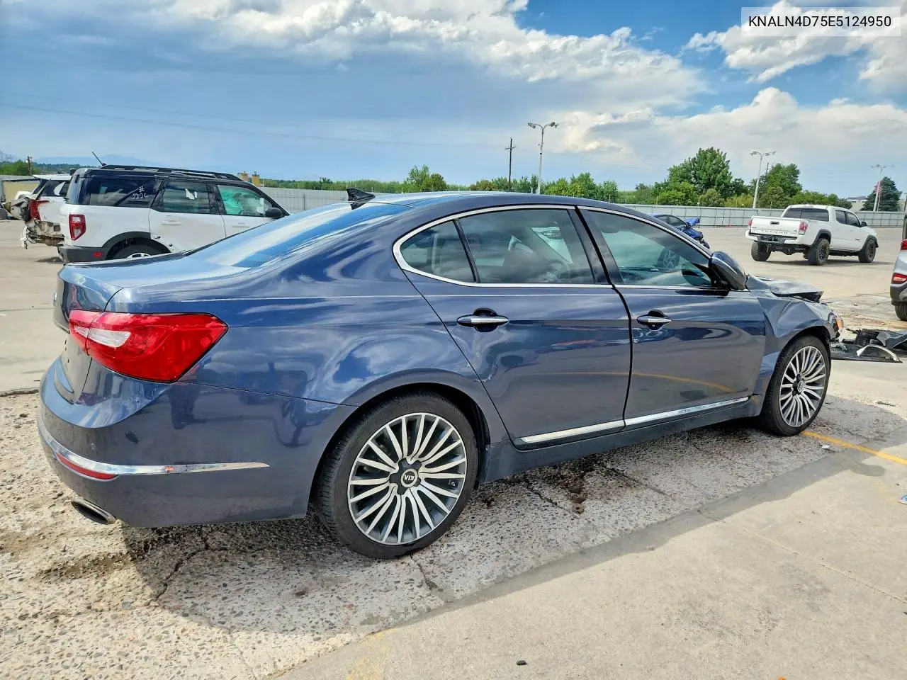 2014 Kia Cadenza Premium VIN: KNALN4D75E5124950 Lot: 59262616