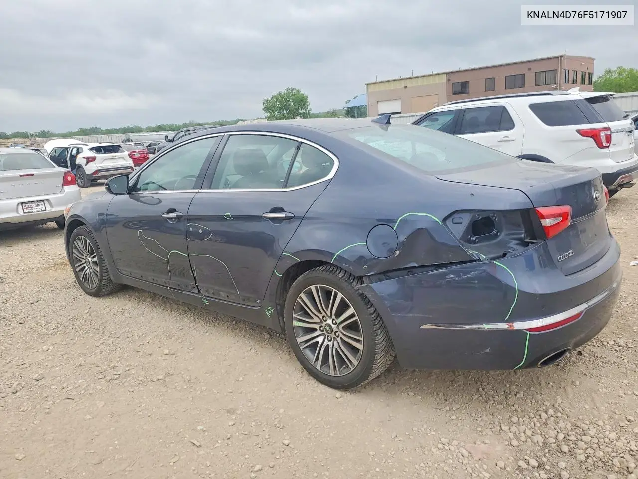 2015 Kia Cadenza Premium VIN: KNALN4D76F5171907 Lot: 50902636