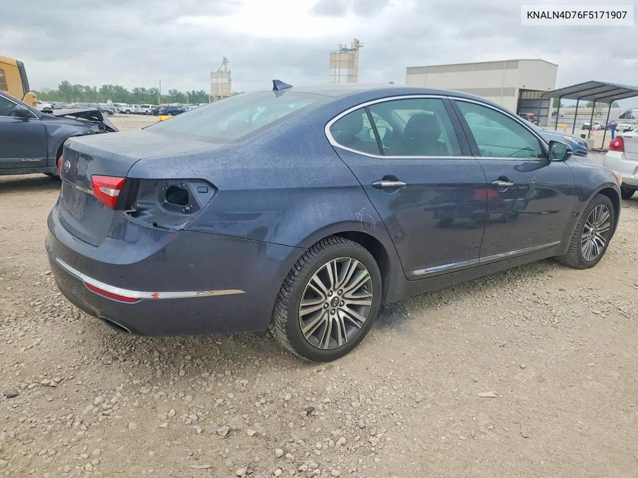 2015 Kia Cadenza Premium VIN: KNALN4D76F5171907 Lot: 50902636