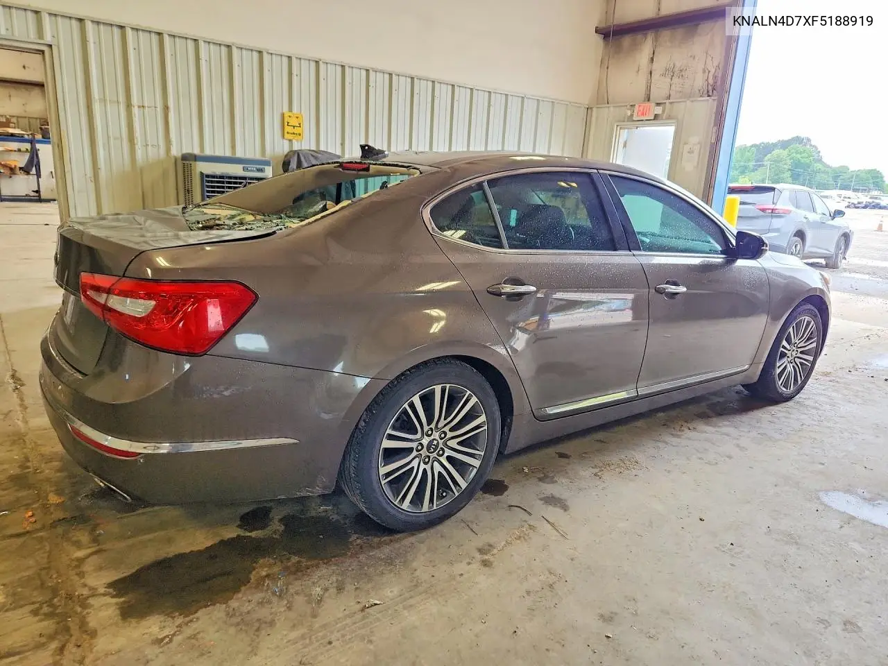 2015 Kia Cadenza Premium VIN: KNALN4D7XF5188919 Lot: 51492546