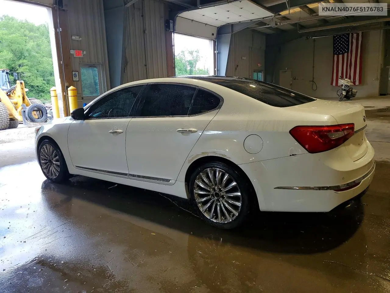 2015 Kia Cadenza Premium VIN: KNALN4D76F5176783 Lot: 57356226