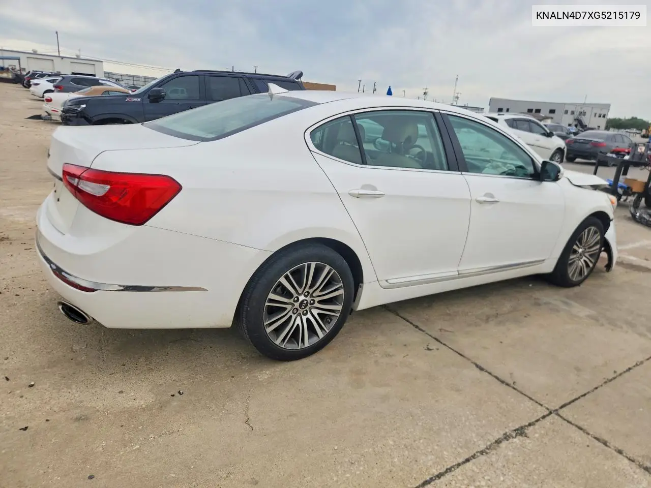 2016 Kia Cadenza Luxury VIN: KNALN4D7XG5215179 Lot: 53621606