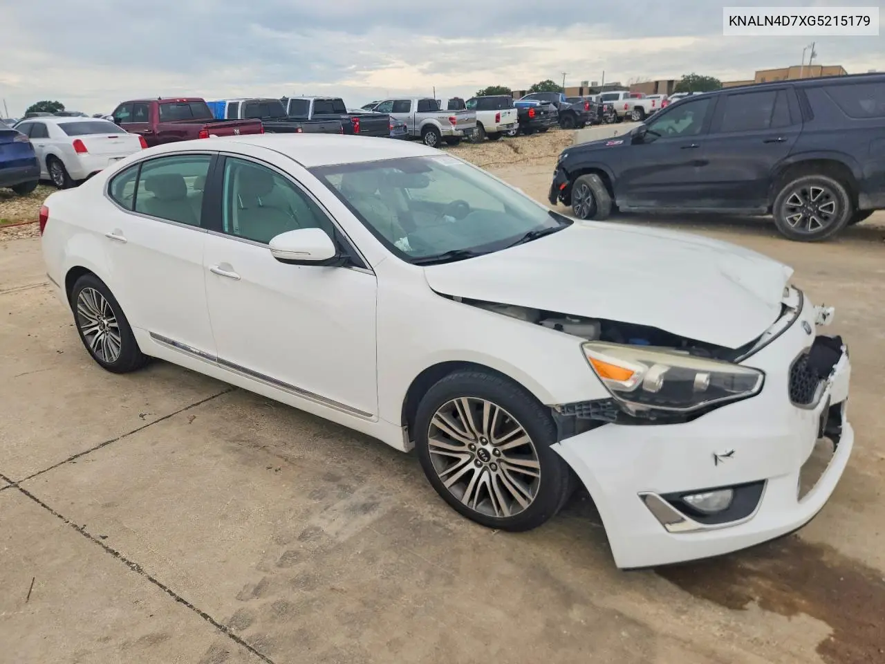 2016 Kia Cadenza Luxury VIN: KNALN4D7XG5215179 Lot: 53621606