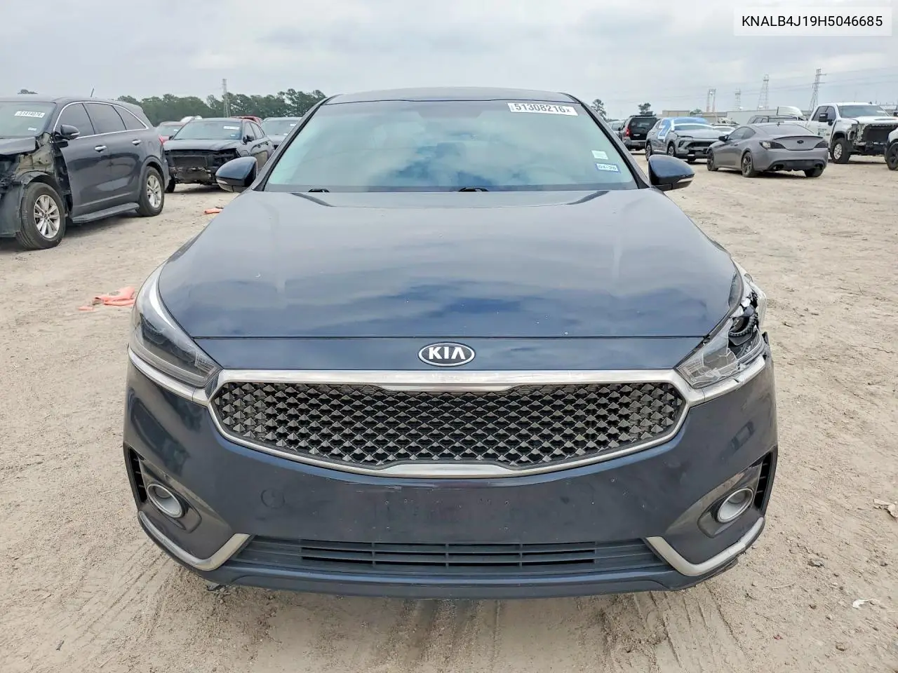 2017 Kia Cadenza Premium VIN: KNALB4J19H5046685 Lot: 51308216