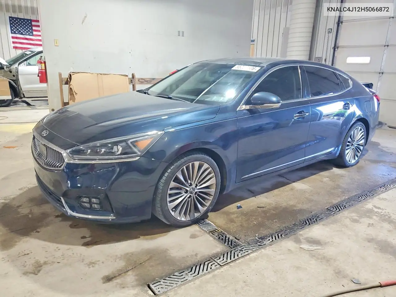 2017 Kia Cadenza Limited VIN: KNALC4J12H5066872 Lot: 55750186