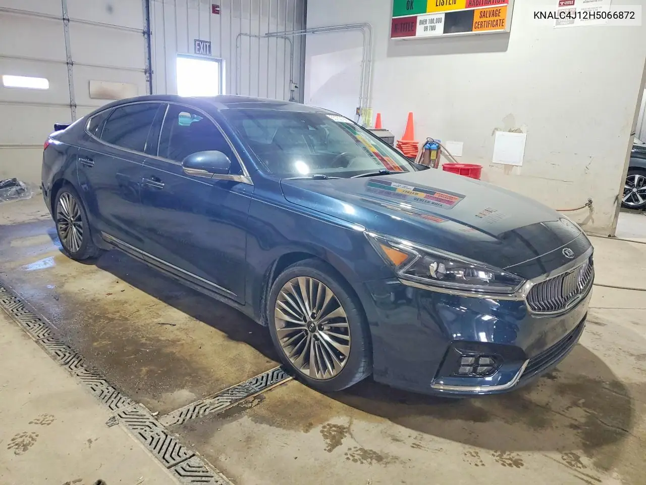 2017 Kia Cadenza Limited VIN: KNALC4J12H5066872 Lot: 55750186