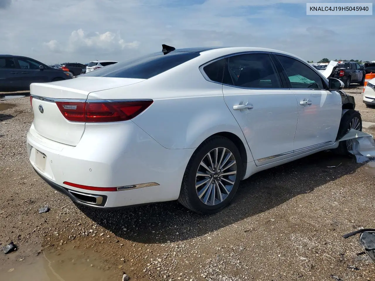 2017 Kia Cadenza Premium VIN: KNALC4J19H5045940 Lot: 55894776