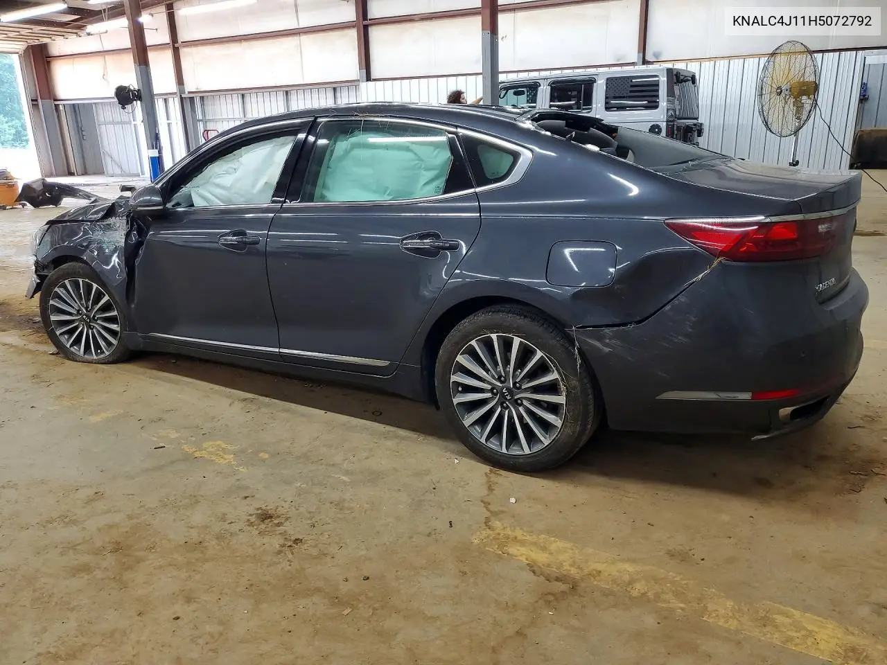 2017 Kia Cadenza Technology VIN: KNALC4J11H5072792 Lot: 57013226