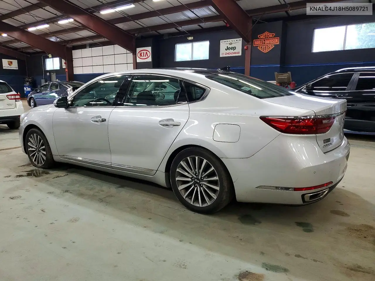 2017 Kia Cadenza Premium VIN: KNALC4J18H5089721 Lot: 59841556