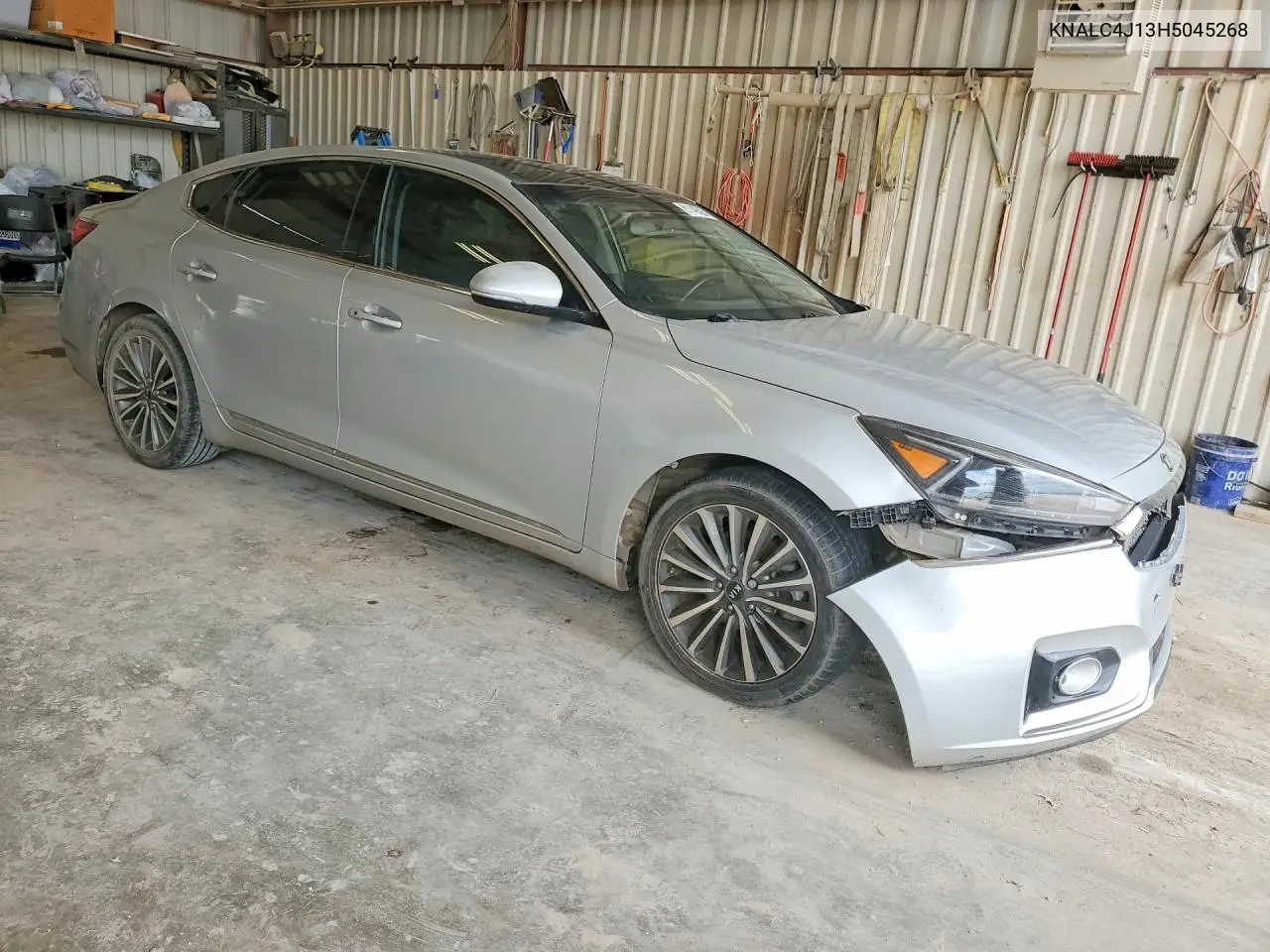 2017 Kia Cadenza Premium VIN: KNALC4J13H5045268 Lot: 61149326