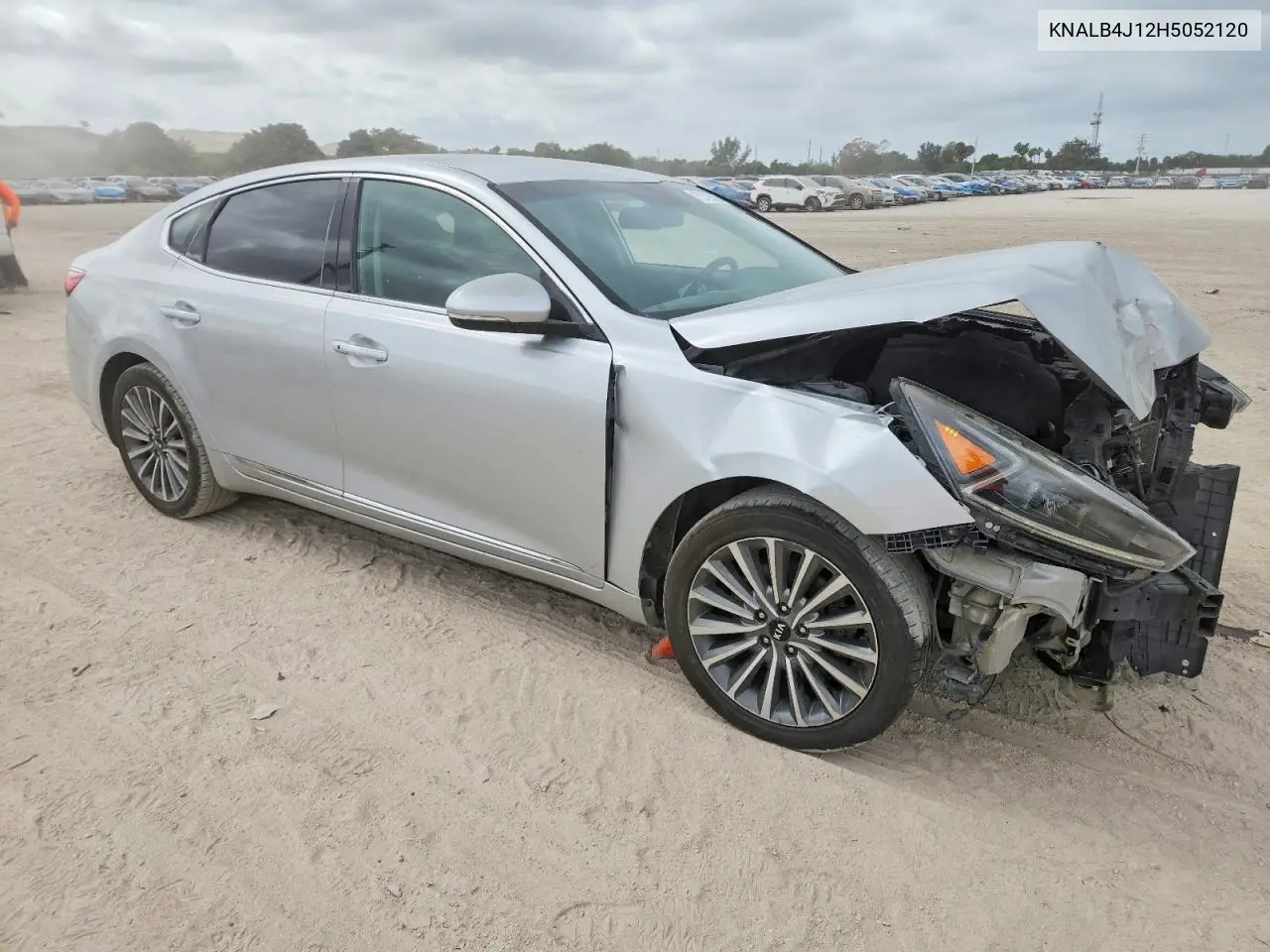 2017 Kia Cadenza Premium VIN: KNALB4J12H5052120 Lot: 72726035