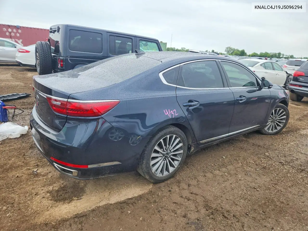 2018 Kia Cadenza Premium VIN: KNALC4J19J5096294 Lot: 58983136