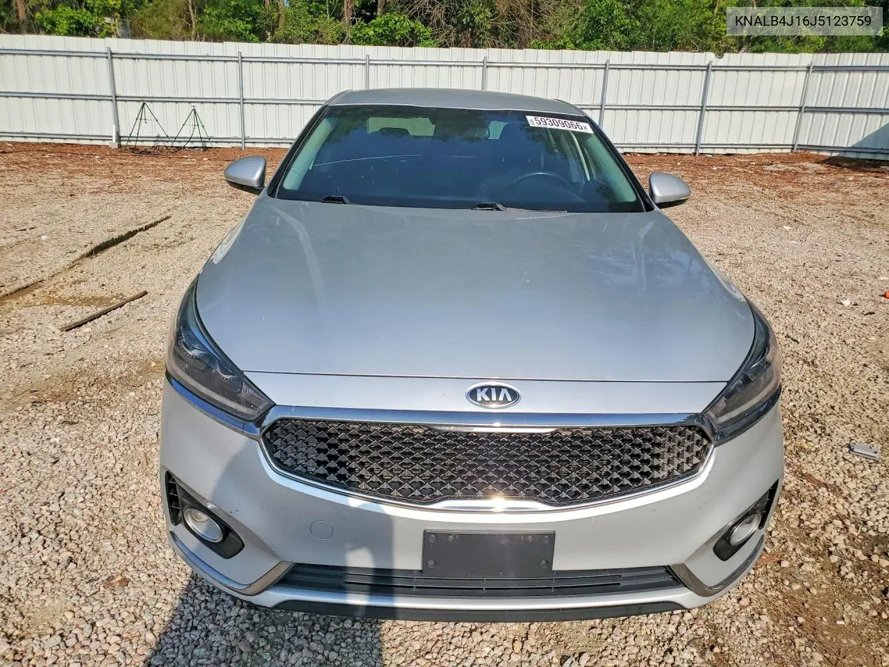 2018 Kia Cadenza Premium VIN: KNALB4J16J5123759 Lot: 59309066