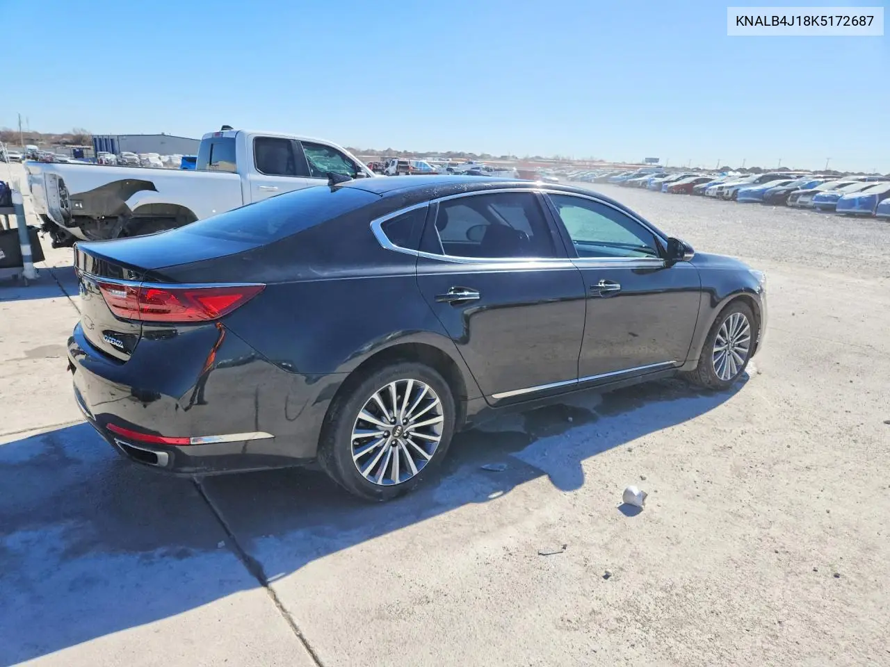 2019 Kia Cadenza Premium VIN: KNALB4J18K5172687 Lot: 76359385