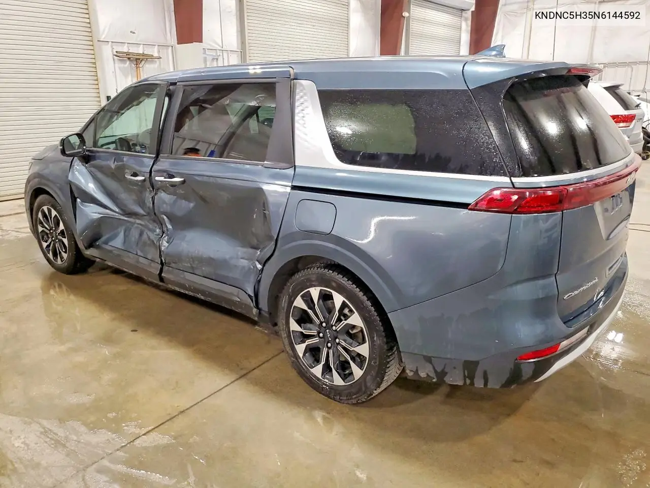 2022 Kia Carnival Ex VIN: KNDNC5H35N6144592 Lot: 55745596