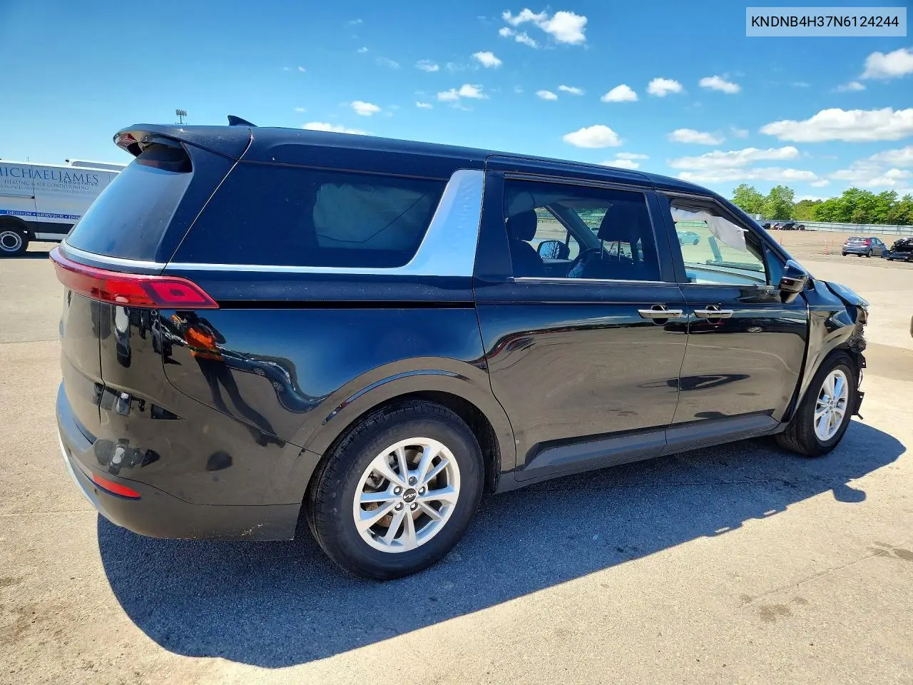2022 Kia Carnival Lx VIN: KNDNB4H37N6124244 Lot: 57025086