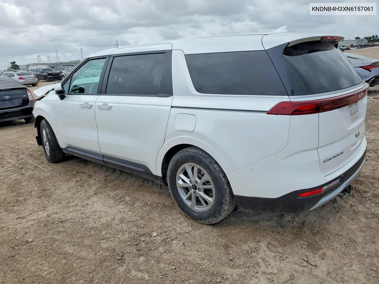 2022 Kia Carnival Lx VIN: KNDNB4H3XN6157061 Lot: 57621826