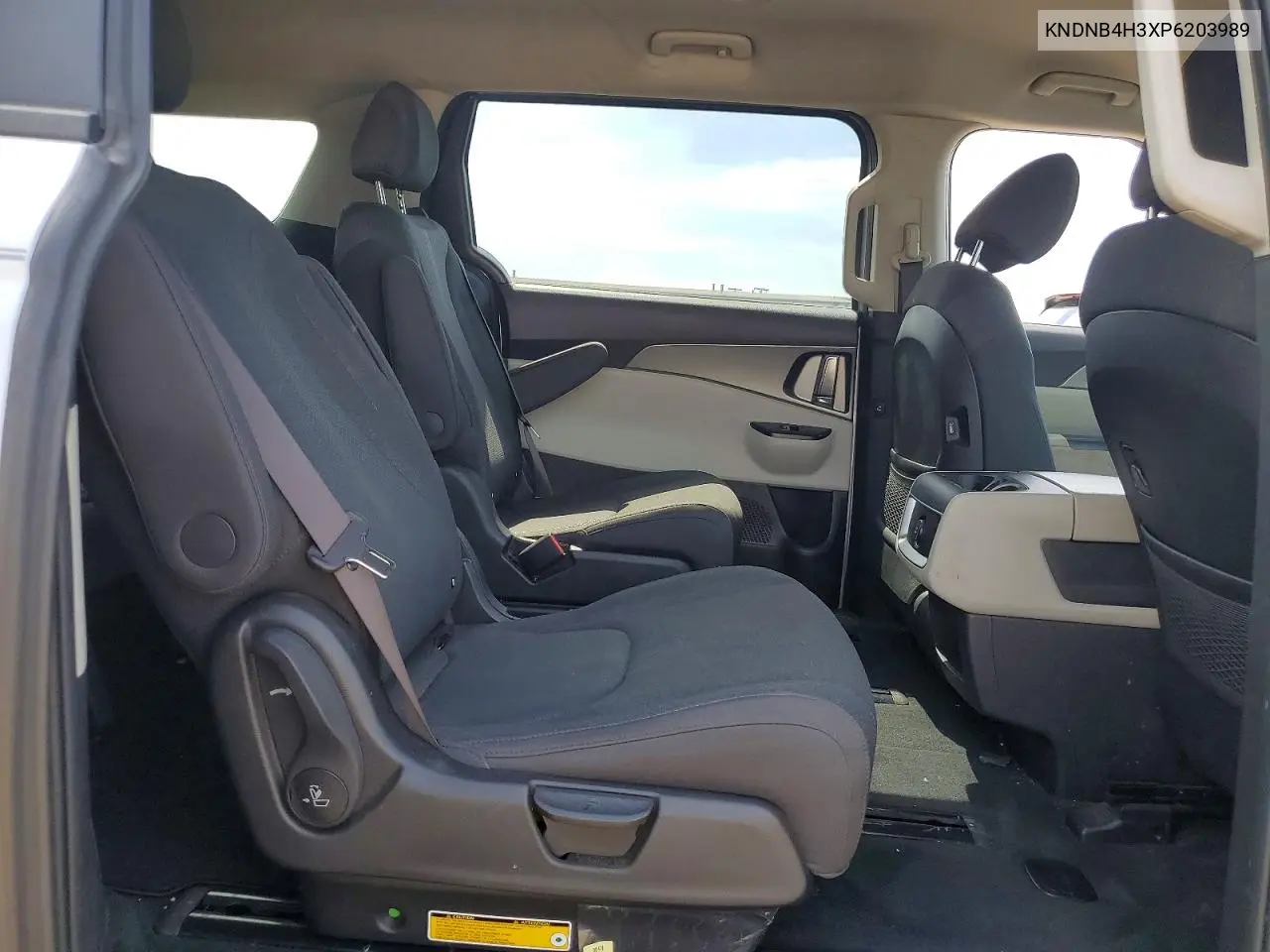 2023 Kia Carnival Lx VIN: KNDNB4H3XP6203989 Lot: 56106856