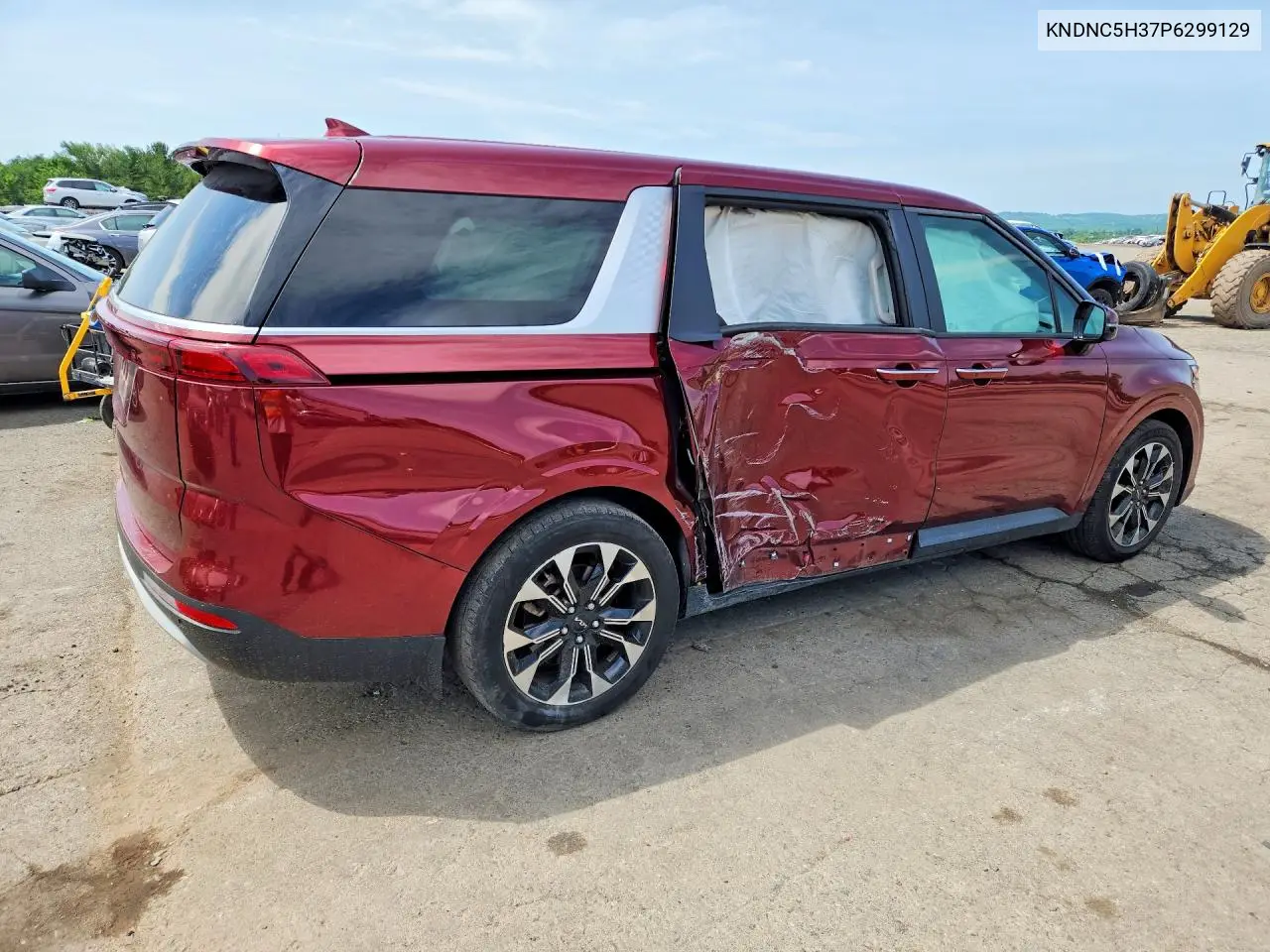 2023 Kia Carnival Ex VIN: KNDNC5H37P6299129 Lot: 56761176