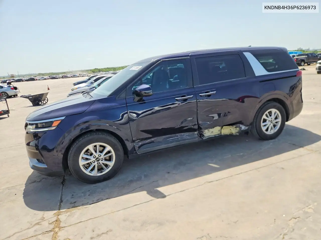 2023 Kia Carnival Lx VIN: KNDNB4H36P6236973 Lot: 58741666