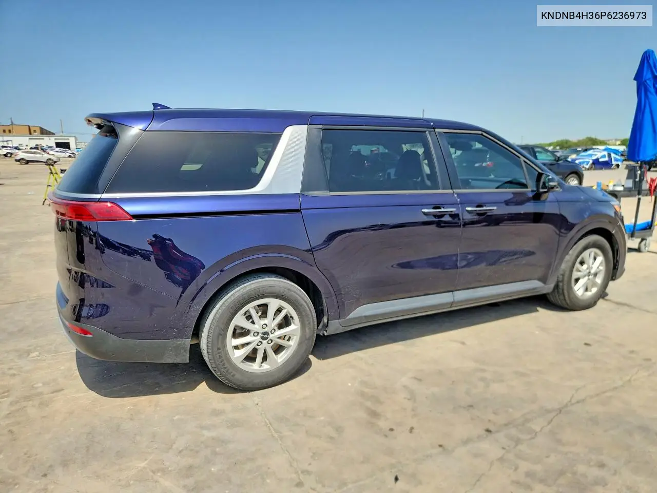 2023 Kia Carnival Lx VIN: KNDNB4H36P6236973 Lot: 58741666
