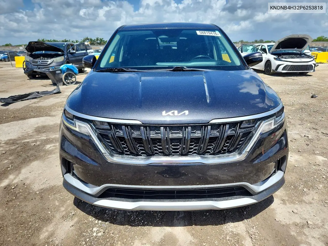 2023 Kia Carnival Lx VIN: KNDNB4H32P6253818 Lot: 58819416