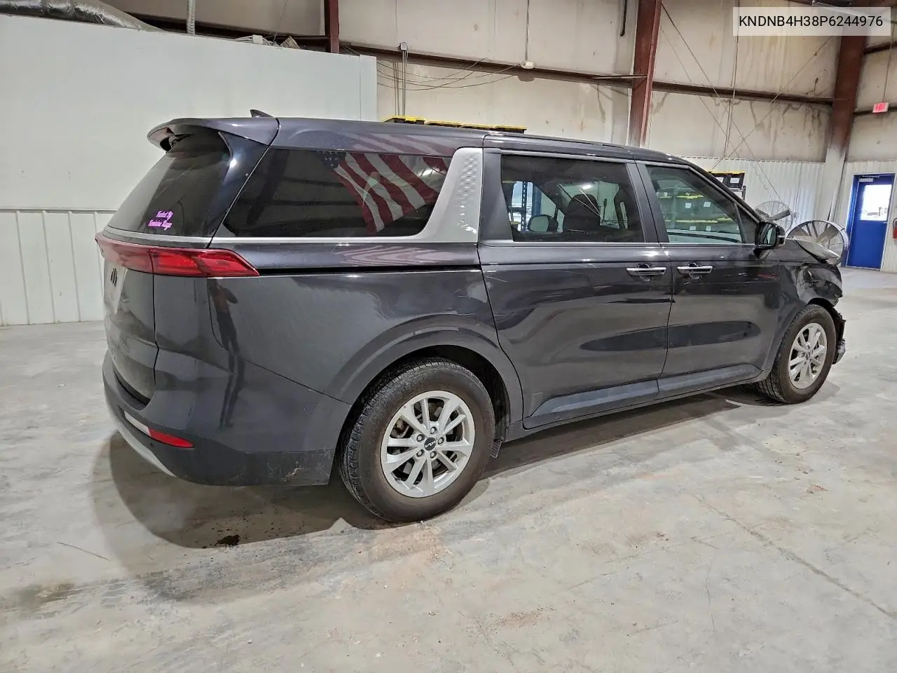 KNDNB4H38P6244976 2023 Kia Carnival Lx