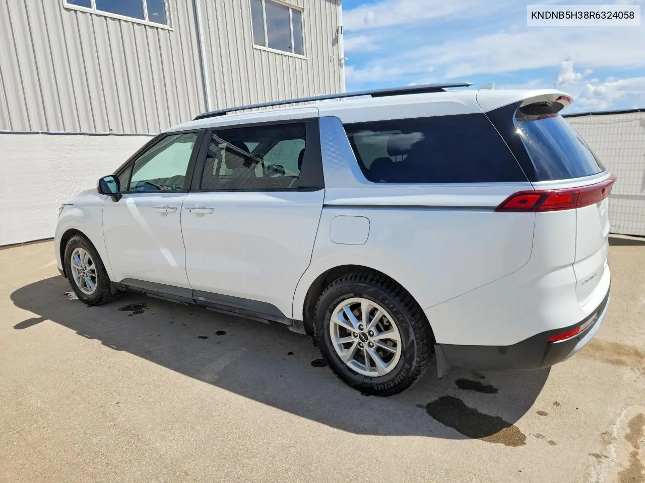 2024 Kia Carnival Lx VIN: KNDNB5H38R6324058 Lot: 54420466
