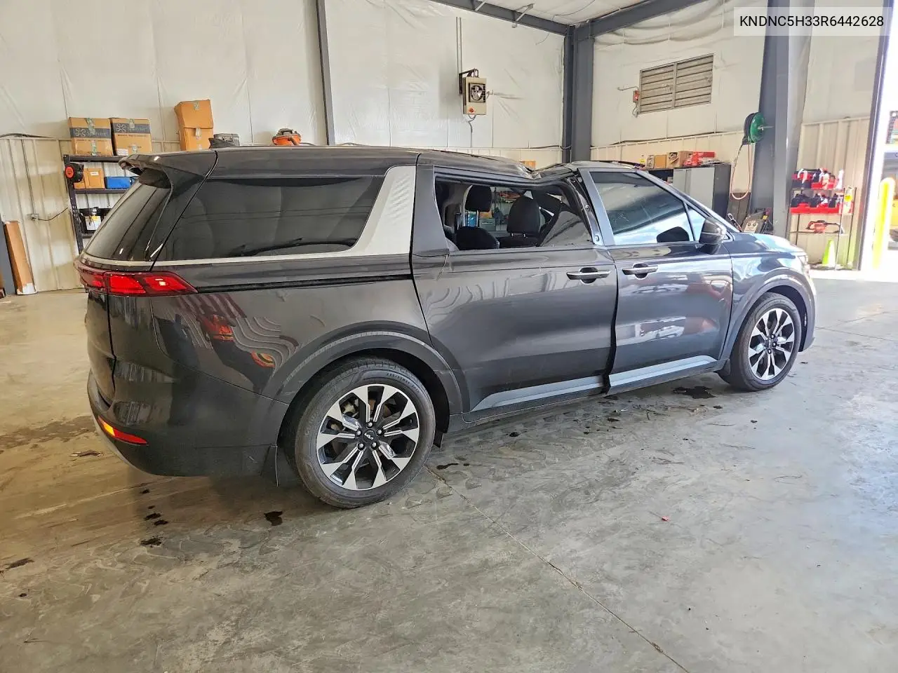 2024 Kia Carnival Ex VIN: KNDNC5H33R6442628 Lot: 55219996