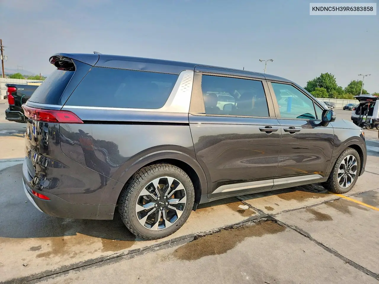 2024 Kia Carnival Ex VIN: KNDNC5H39R6383858 Lot: 60076126