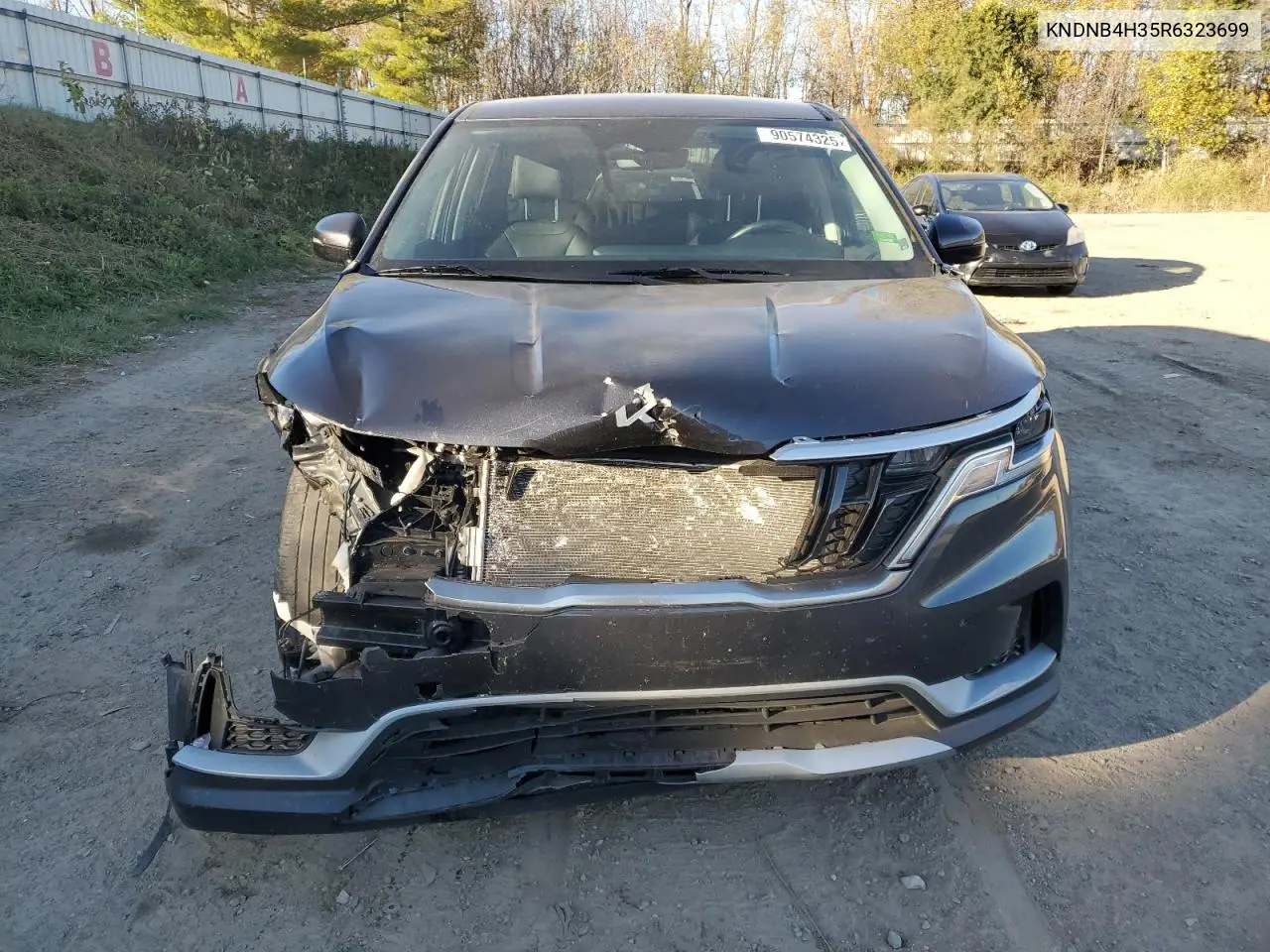 KNDNB4H35R6323699 2024 Kia Carnival Lx