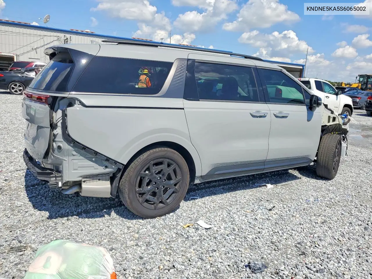 2025 Kia Carnival Hybrid Sx VIN: KNDNE5KA5S6065002 Lot: 56587646