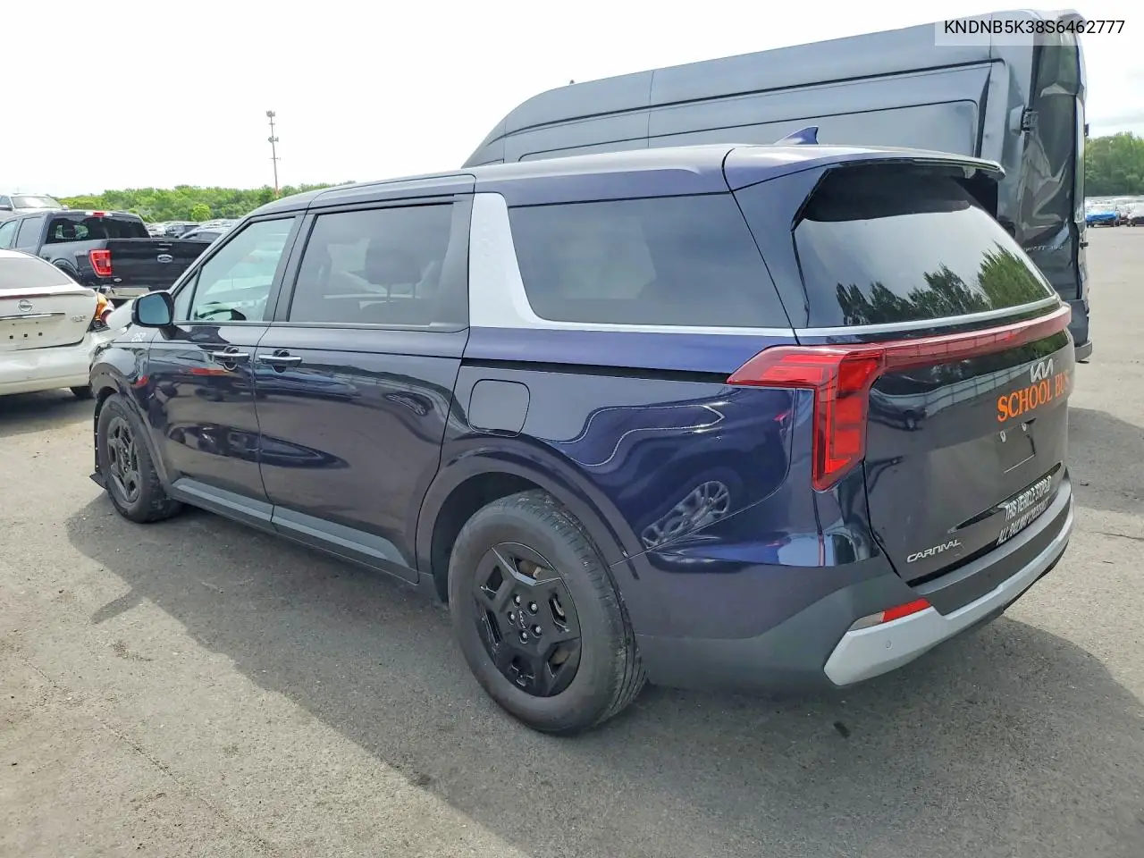 2025 Kia Carnival Lxs VIN: KNDNB5K38S6462777 Lot: 57869186