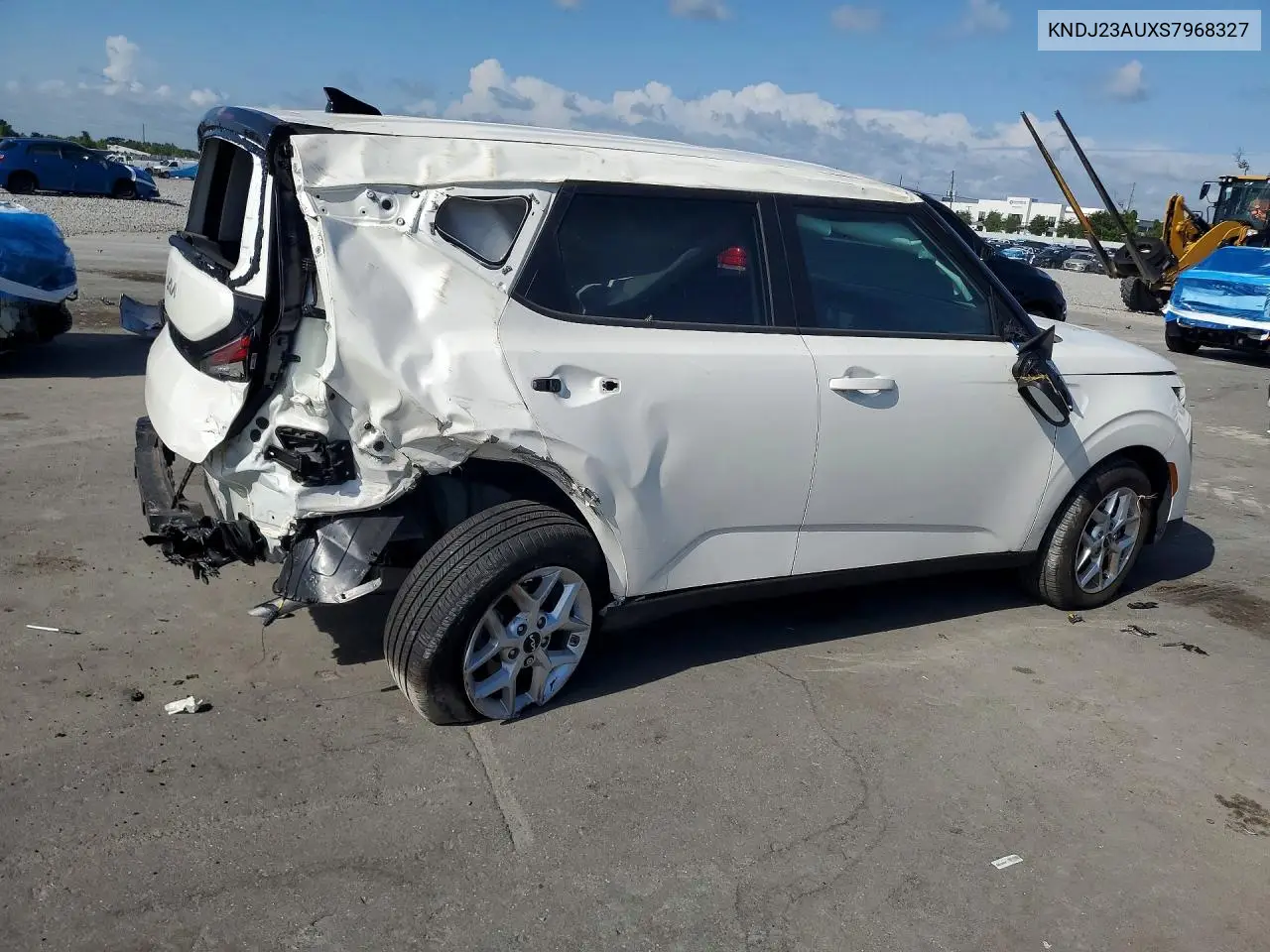 2025 Kia Carnival Lx VIN: KNDJ23AUXS7968327 Lot: 61318836