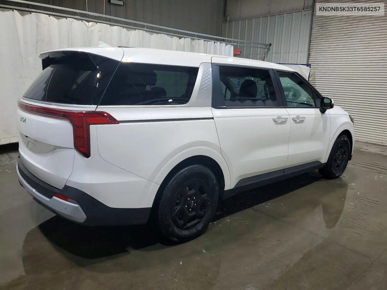 2026 Kia Carnival Lxs VIN: KNDNB5K33T6585257 Lot: 54628436