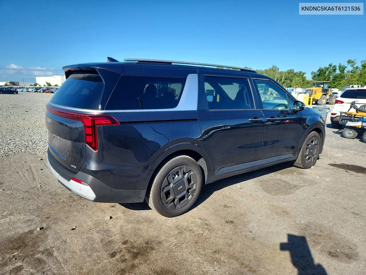 2026 Kia Carnival Ex VIN: KNDNC5KA6T6121536 Lot: 55455716
