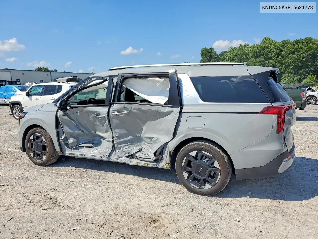 2026 Kia Carnival Ex VIN: KNDNC5K38T6621778 Lot: 56901196