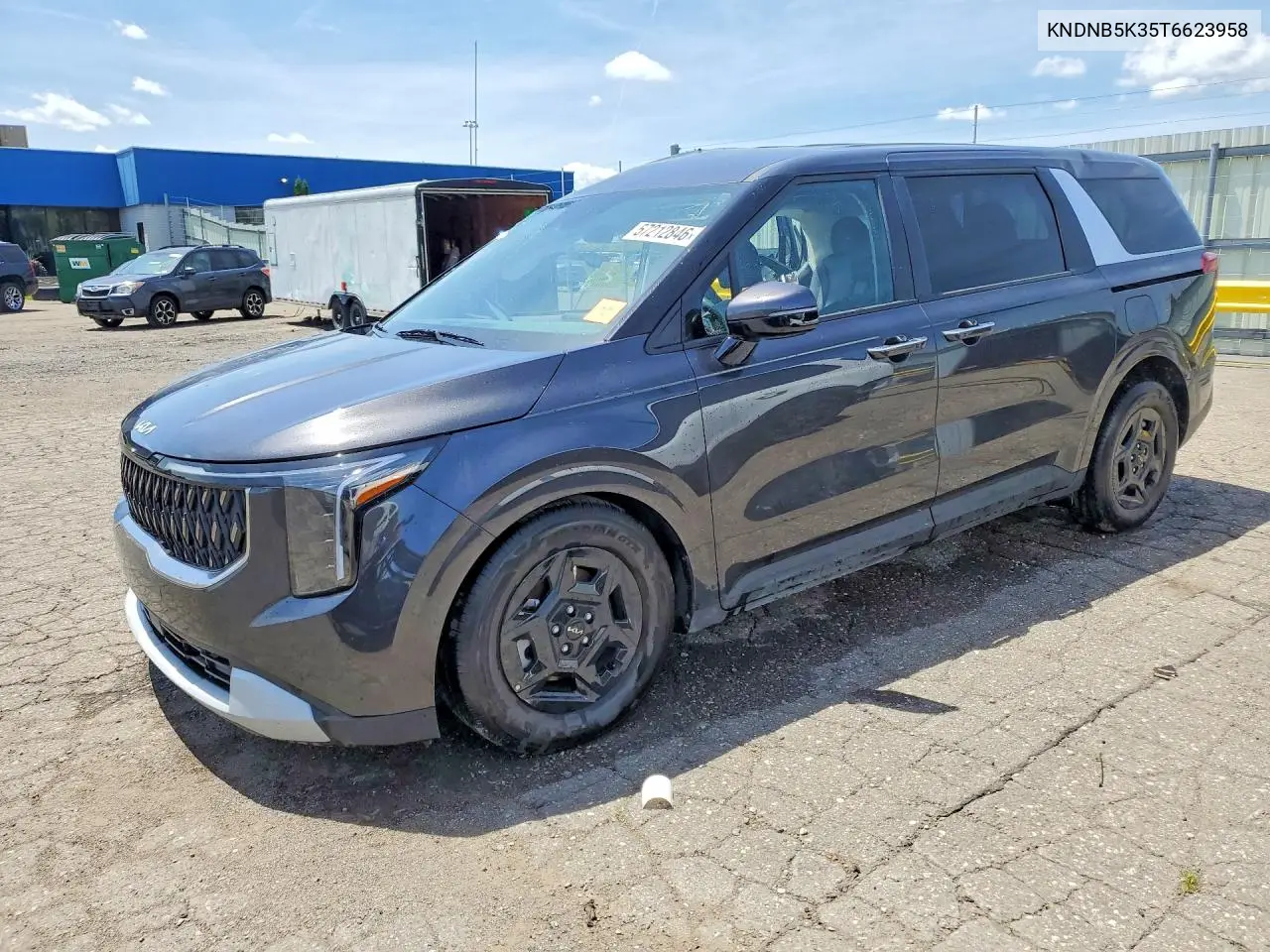 2026 Kia Carnival Lxs VIN: KNDNB5K35T6623958 Lot: 57212846