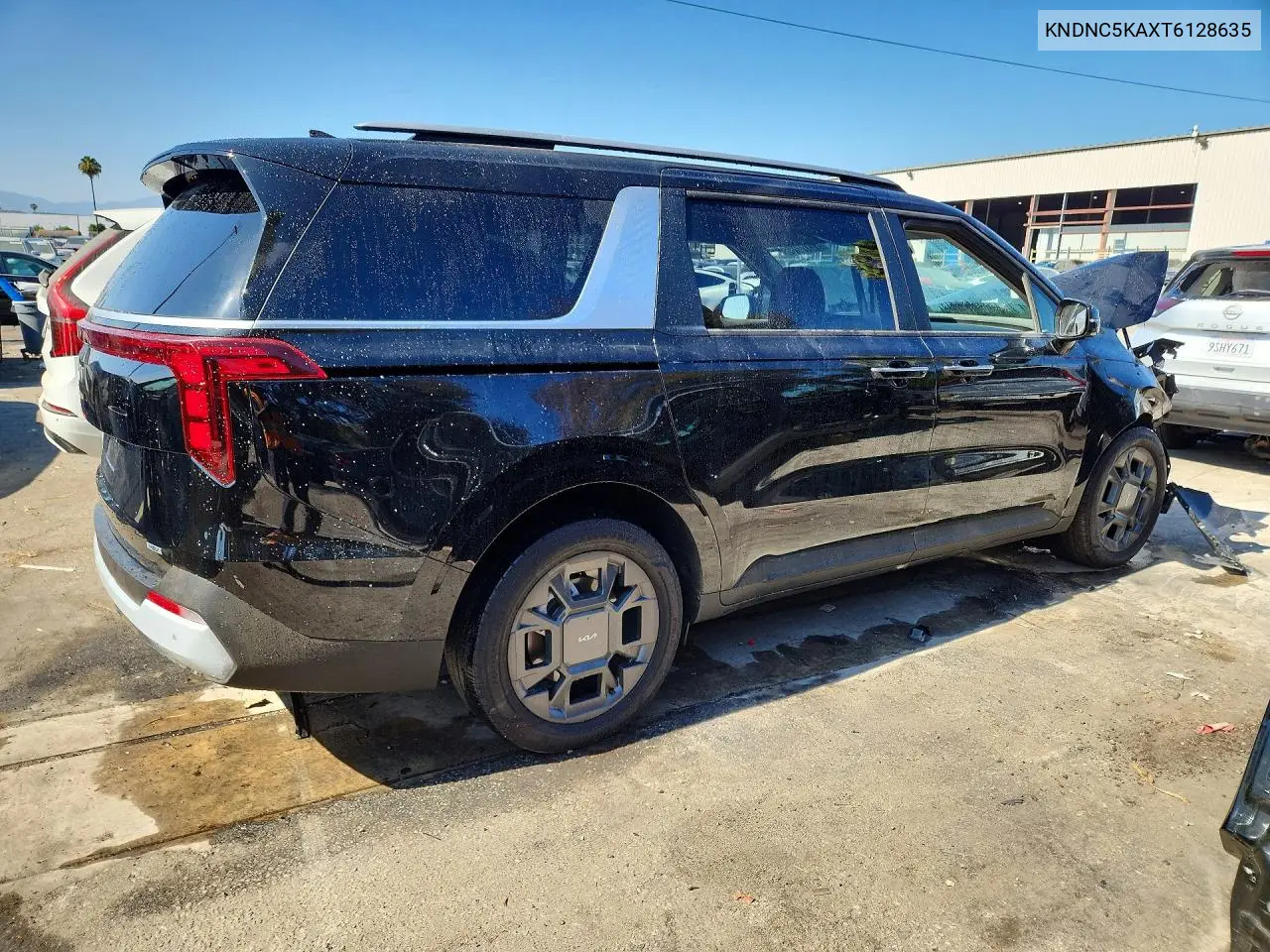 2026 Kia Carnival Ex VIN: KNDNC5KAXT6128635 Lot: 57370266