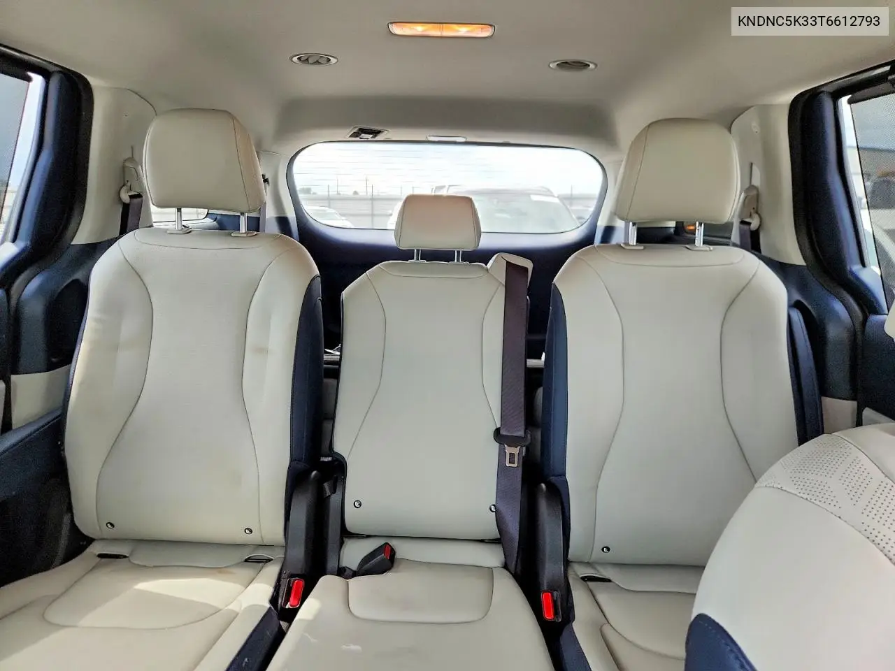 2026 Kia Carnival Ex VIN: KNDNC5K33T6612793 Lot: 61005956