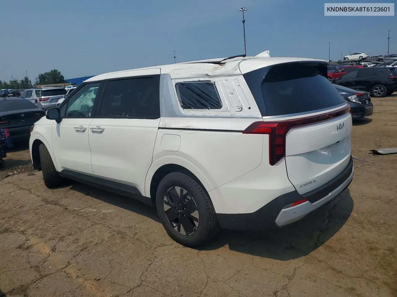 2026 Kia Carnival Lxs VIN: KNDNB5KA8T6123601 Lot: 61139766