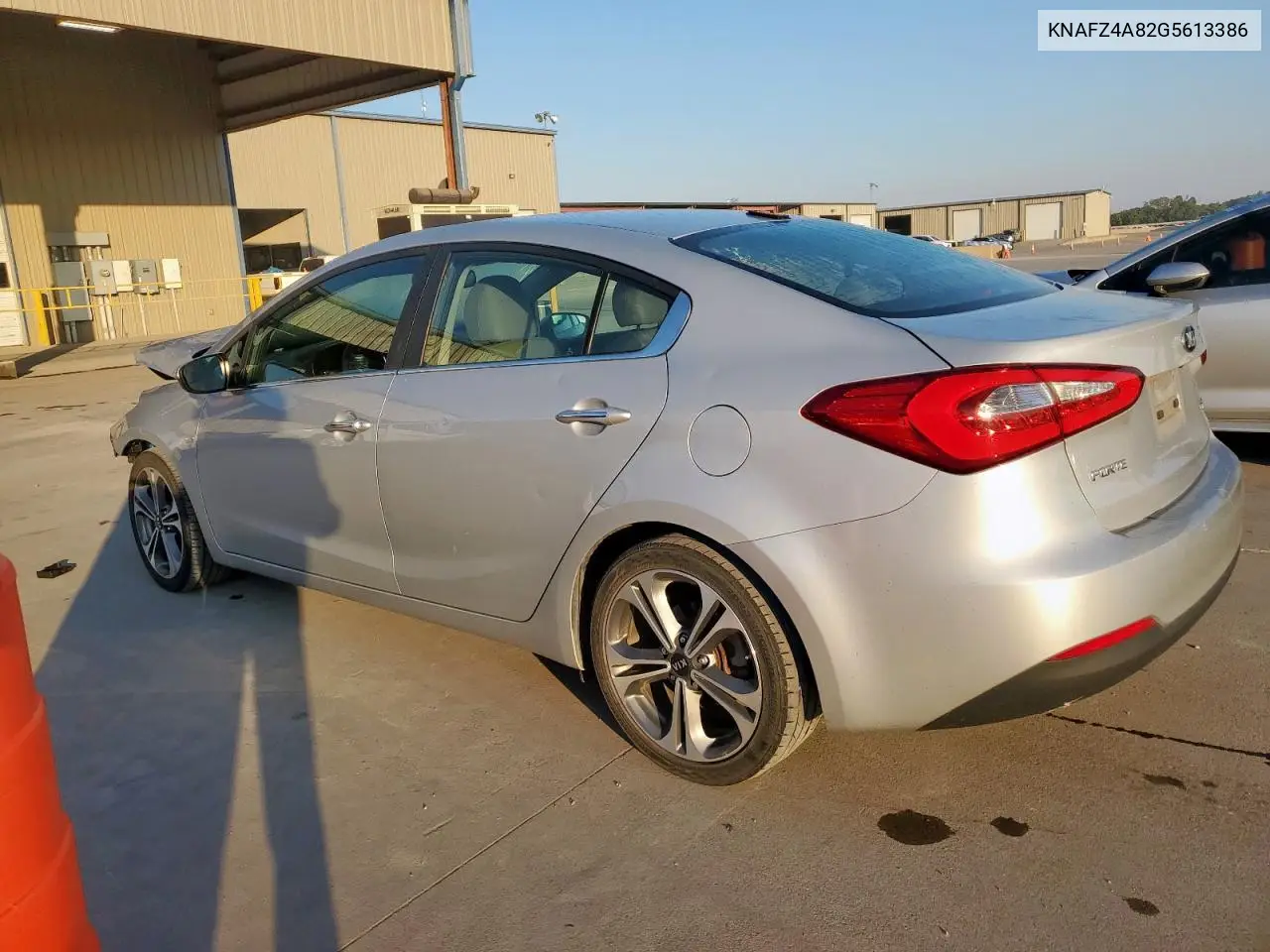 KNAFZ4A82G5613386 2016 Kia Forte Ex