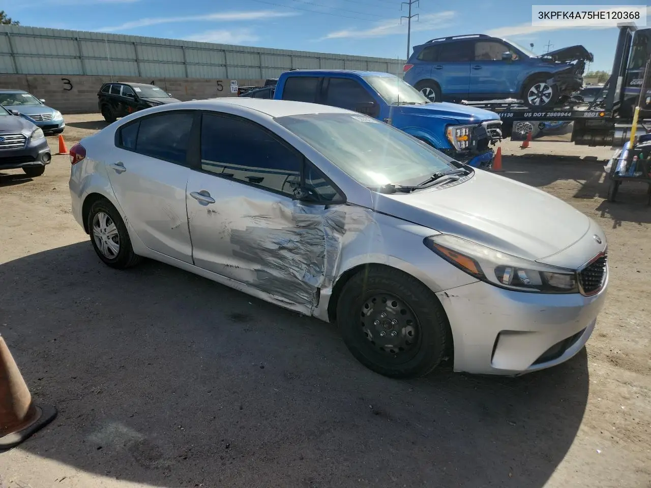 3KPFK4A75HE120368 2017 Kia Forte Lx