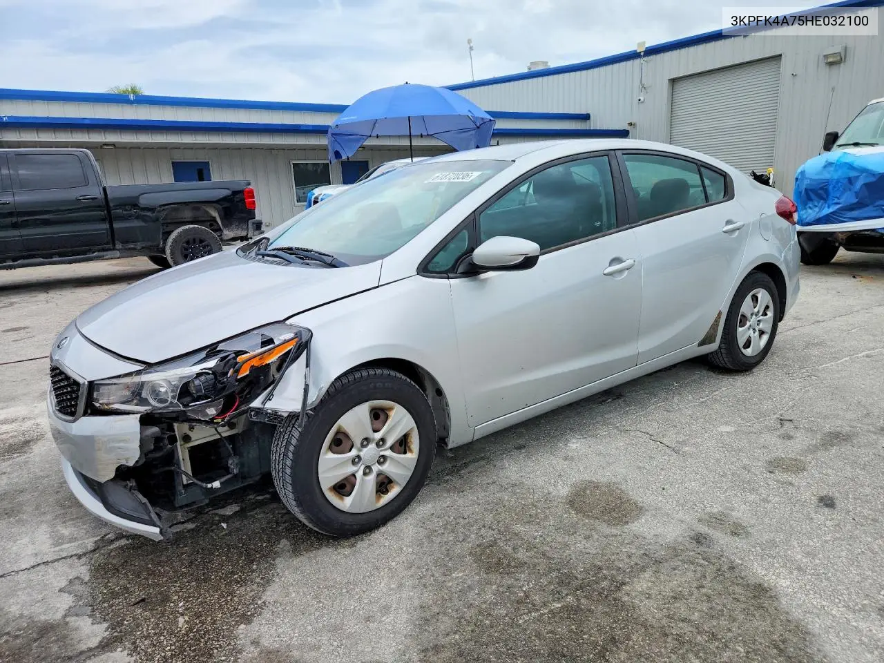 2017 Kia Forte Lx VIN: 3KPFK4A75HE032100 Lot: 61872036