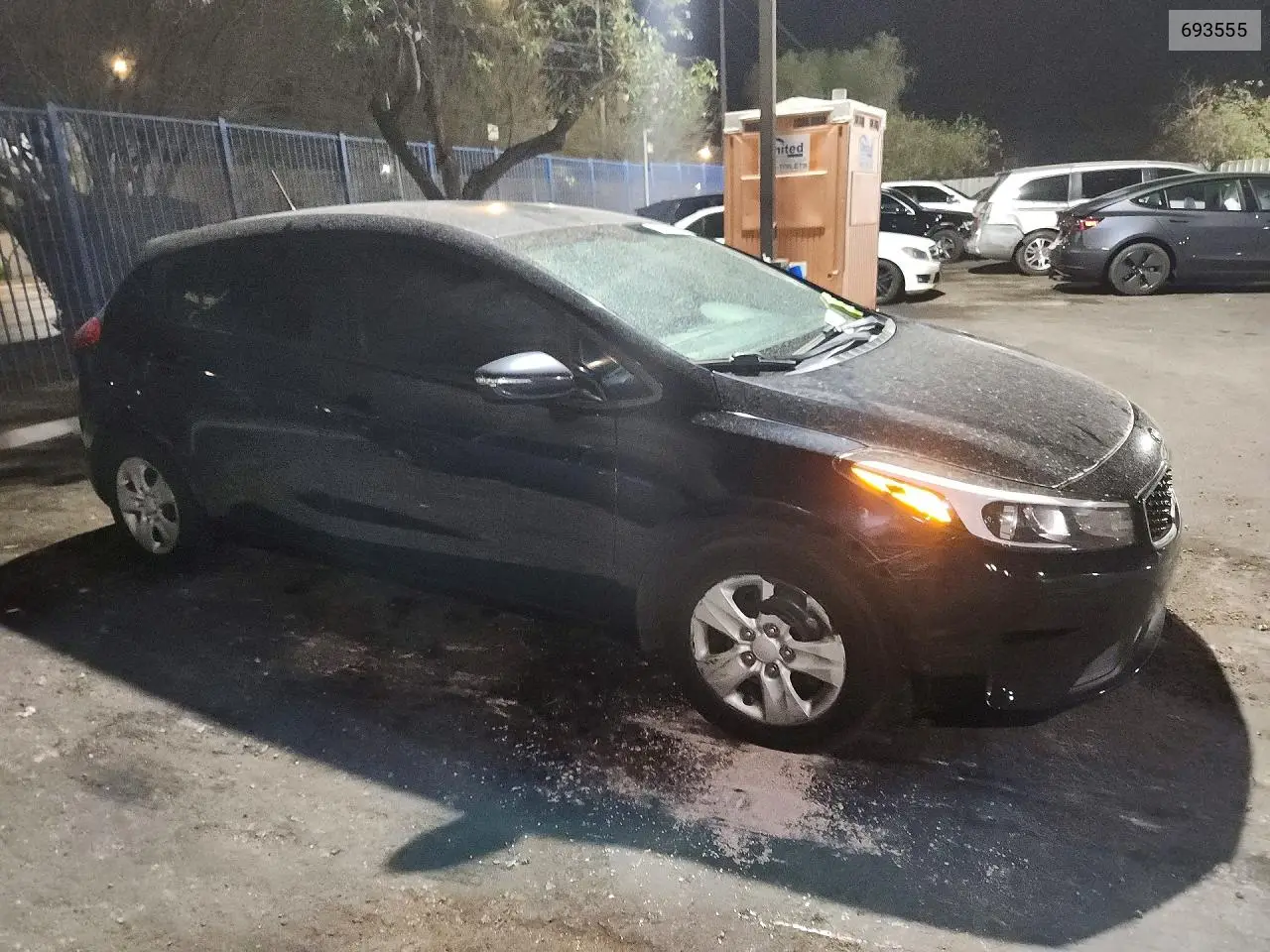 2017 Kia Forte Lx VIN: 693555 Lot: 62366606