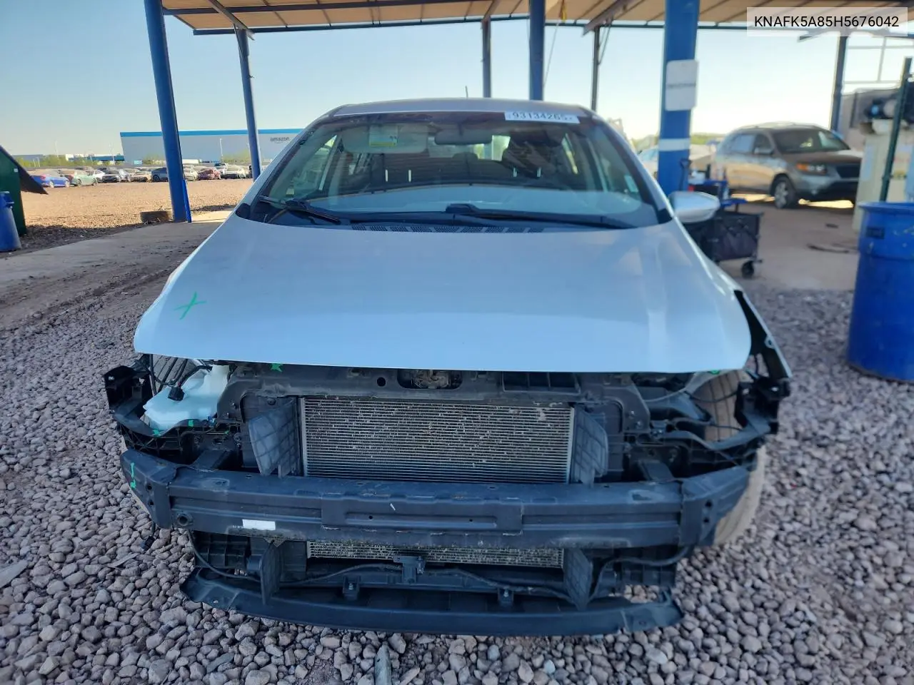 KNAFK5A85H5676042 2017 Kia Forte Lx