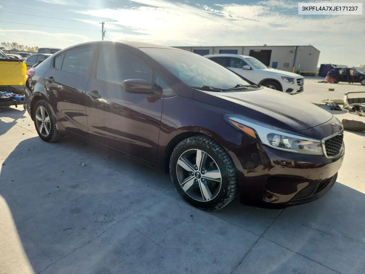 3KPFL4A7XJE171237 2018 Kia Forte Lx