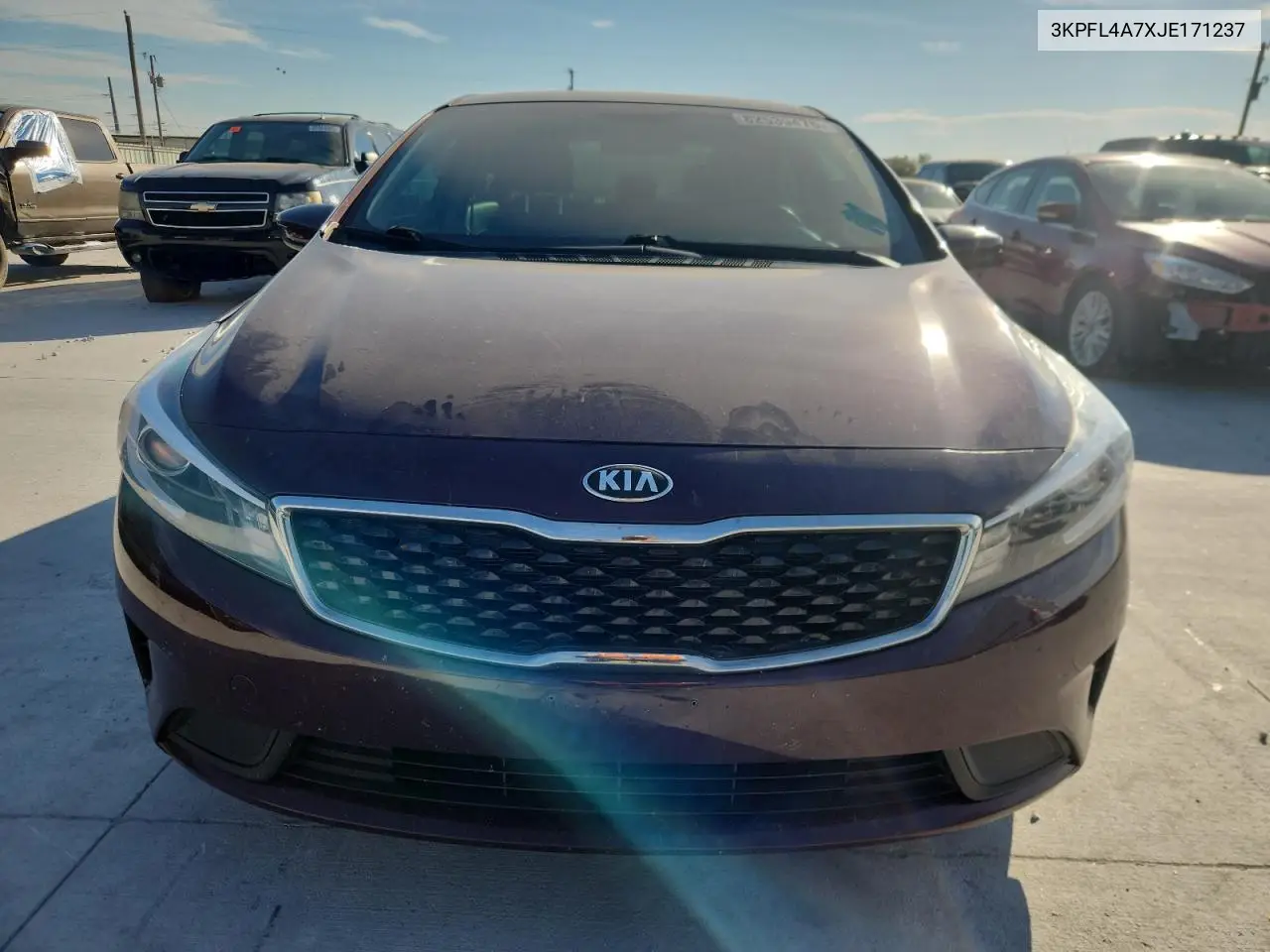3KPFL4A7XJE171237 2018 Kia Forte Lx